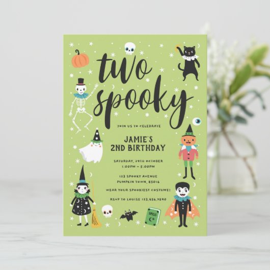 Zwei Spooky Halloween Einladung (Stehend Vorderseite)