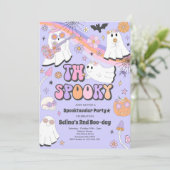 Zwei Spooky Halloween Groovy Ghost 2. Geburtstag Einladung (Stehend Vorderseite)
