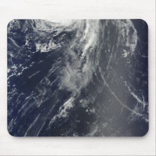 Zwei starke Stürme überspannen den Atlantik Mousepad