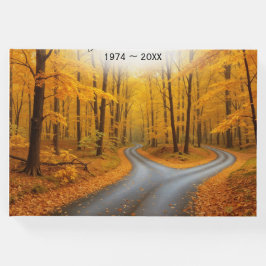 Zwei Straßen in einem Herbstwald Gästebuch