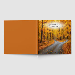 Zwei Straßen in einem Herbstwald Gästebuch