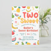 Zwei süß | Obst Party Geburtstag Einladung (Stehend Vorderseite)
