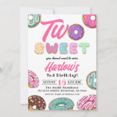 Zwei süße Donut Girl's 2. Geburtstag Einladung (Vorderseite)
