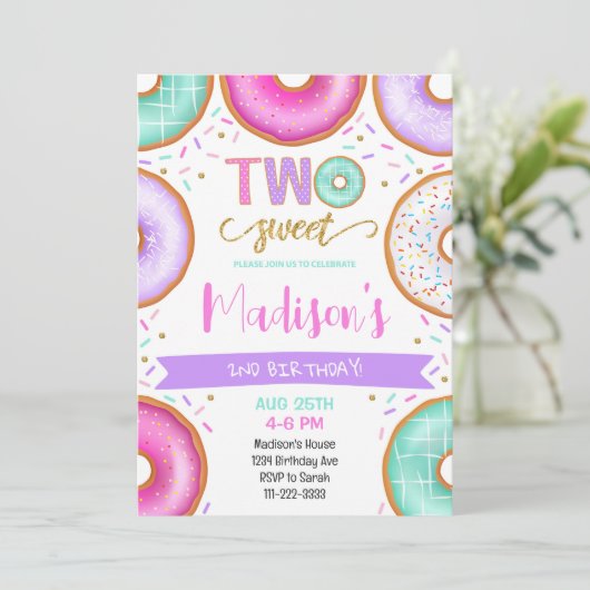 Zwei süße Donuts 2. Geburtstag Einladung (Stehend Vorderseite)