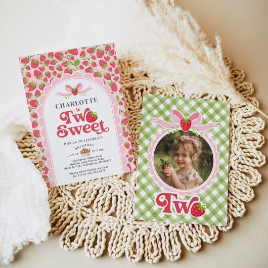 Zwei süße Erdbeere 2. Geburtstag Einladung