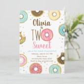 Zwei süße Girl Pink Donut 2. Geburtstag Einladung (Stehend Vorderseite)