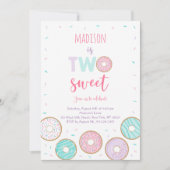 Zwei süße Rosa Donut zum zweiten Geburtstag Einladung (Vorderseite)