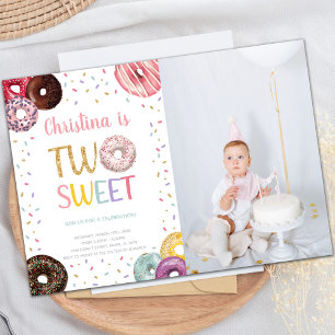 Zwei Sweet Colors Donut Birthday Einladungen Foto