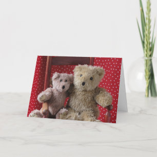 zwei Teddybären in einem roten Stuhl Grußkarte Karte