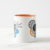 Zwei-Ton-Tasse: IJDM - Trivia 2020 Zweifarbige Tasse (Mittel)