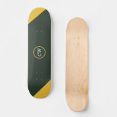 Zwei Tone Gold und Forest Green Monogram Skateboard (Vorderseite)