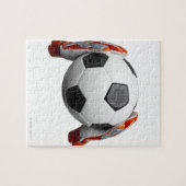 Zwei Tore halten Handschuhe mit einem Fußball Puzzle (Horizontal)