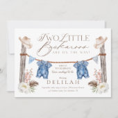 Zwei Twin Buckaroos sind auf dem Weg Babydusche Einladung (Vorderseite)