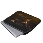 Zwei über Wasser fliegende Fledermäuse, Arizona Laptopschutzhülle (Vorne Knopf)