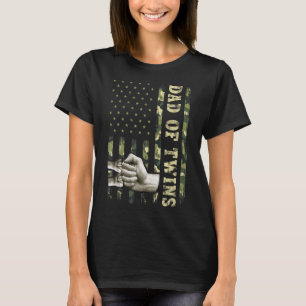 Zwei Vater Männer verfechten amerikanischen Flagge T-Shirt