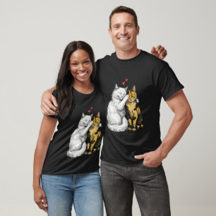 Zwei verliebte Katzen in Feder & Tinte T-Shirt