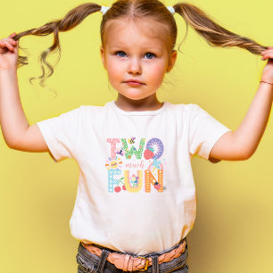 Zwei viel Spaß, Pastell-Frühling Zwei Jahre altes Kleinkind T-shirt