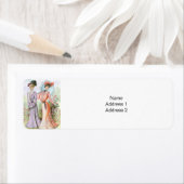 Zwei Viktorianische junge Frauen gehen mitten in R (Insitu)