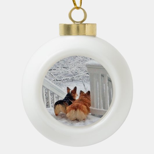 Zwei WaliserCorgis in der Schnee-Verzierung Keramik Kugel-Ornament (Vorderseite)