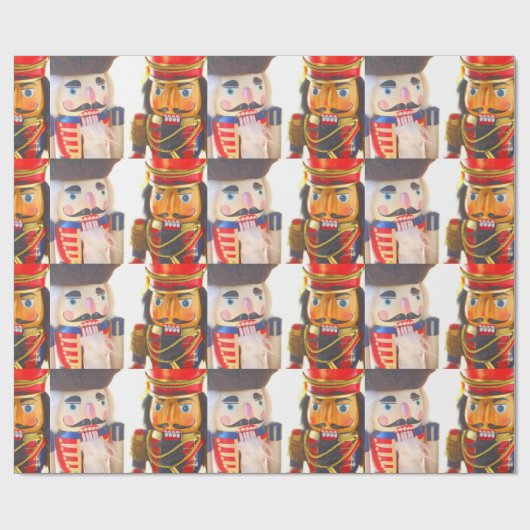 Zwei Weihnachtsnussknacker Geschenkpapier (Flach)