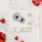 zwei weiße Blume Serviette (Beispiel)