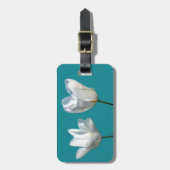 zwei weiße Tulpe-Blume Gepäckanhänger (Vorderseite vertikal)