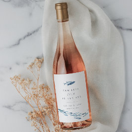 Zwei weniger Fische im Meer Weinetikett