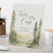 Zwei werden zu einer Christlichen Hochzeit mit ein Sockelschild (In Situ)