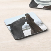 zwei wiehernde Pferde Getränkeuntersetzer (Linke Seite)