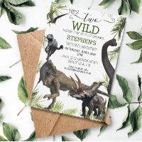 Zwei wilde Dinosaurier Tyrannosaurus Raptor Geburt