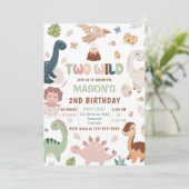 Zwei wilde Niedliche Dinosaurier 2. Geburtstag Par Einladung (Stehend Vorderseite)