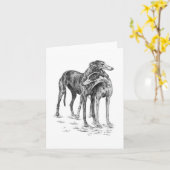 Zwei Windhund-Hunde, die durch Kelli Schwan Karte (Gelbe Blume)