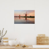Zwei Windmühlen mit Reflektion bei Sonnenuntergang Poster (Küche)