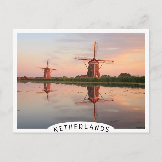 Zwei Windmühlen mit Reflektion bei Sonnenuntergang Postkarte (Vorderseite)