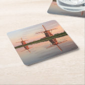 Zwei Windmühlen mit Reflexion am Sonnenuntergang Rechteckiger Pappuntersetzer (angewinkelt)