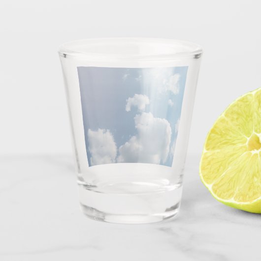 Zwei Wolken Schnapsglas (Rückseite)