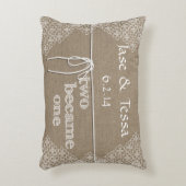 Zwei wurden eine Hochzeit Dekokissen (Vorderseite(Vertikal))