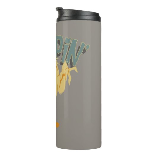 ZWEIFELVESTER MONSTER™ "Creepin" hinter SYLVESTER™ Thermosbecher (Nach rechts gedreht)