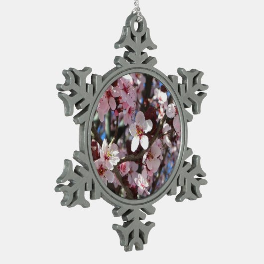 Zweig der rosa Blüten Frühlingsflora Schneeflocken Zinn-Ornament (Links)