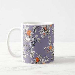 Zweige der wilden Rose: Lila Muster. Kaffeetasse