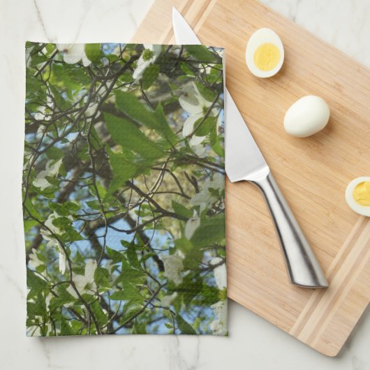 Zweige von Dogwood-Blüten Frühlingsbäume Handtuch (Viertel Falte)