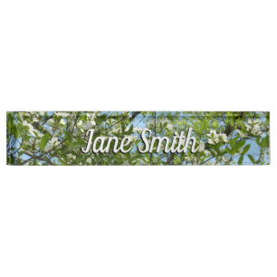 Zweige von Dogwood-Blüten Frühlingsbäume Namensplakette