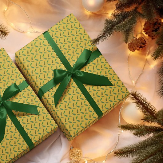 Zweige von Waldkiefern Geschenkpapier