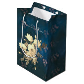 Zweigstelle der White Roses Custom Mittlere Geschenktüte (Vorderseite Schrägansicht)