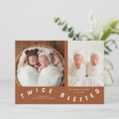 Zweimal Selige Typografie Terracotta Birth Ankündigung (Stehend Vorderseite)