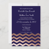 Zweisprachiges Chic-Rosen-GoldZickzack Hochzeit Einladung (Rückseite)