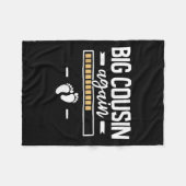 Zweite Kindergartenfamilie - Big Cousi Fleecedecke (Vorderseite (Horizontal))