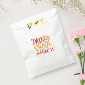 Zweite Klasse nagelte es, zweite Klasse beendet Geschenktütchen (Versiegelt)