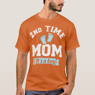 Zweite Mama von 2 ist ein Junge T-Shirt