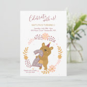 Zweiter Geburtstagsbär Einladung (Stehend Vorderseite)